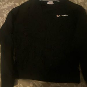 Women’s CHAMPION sweater!!